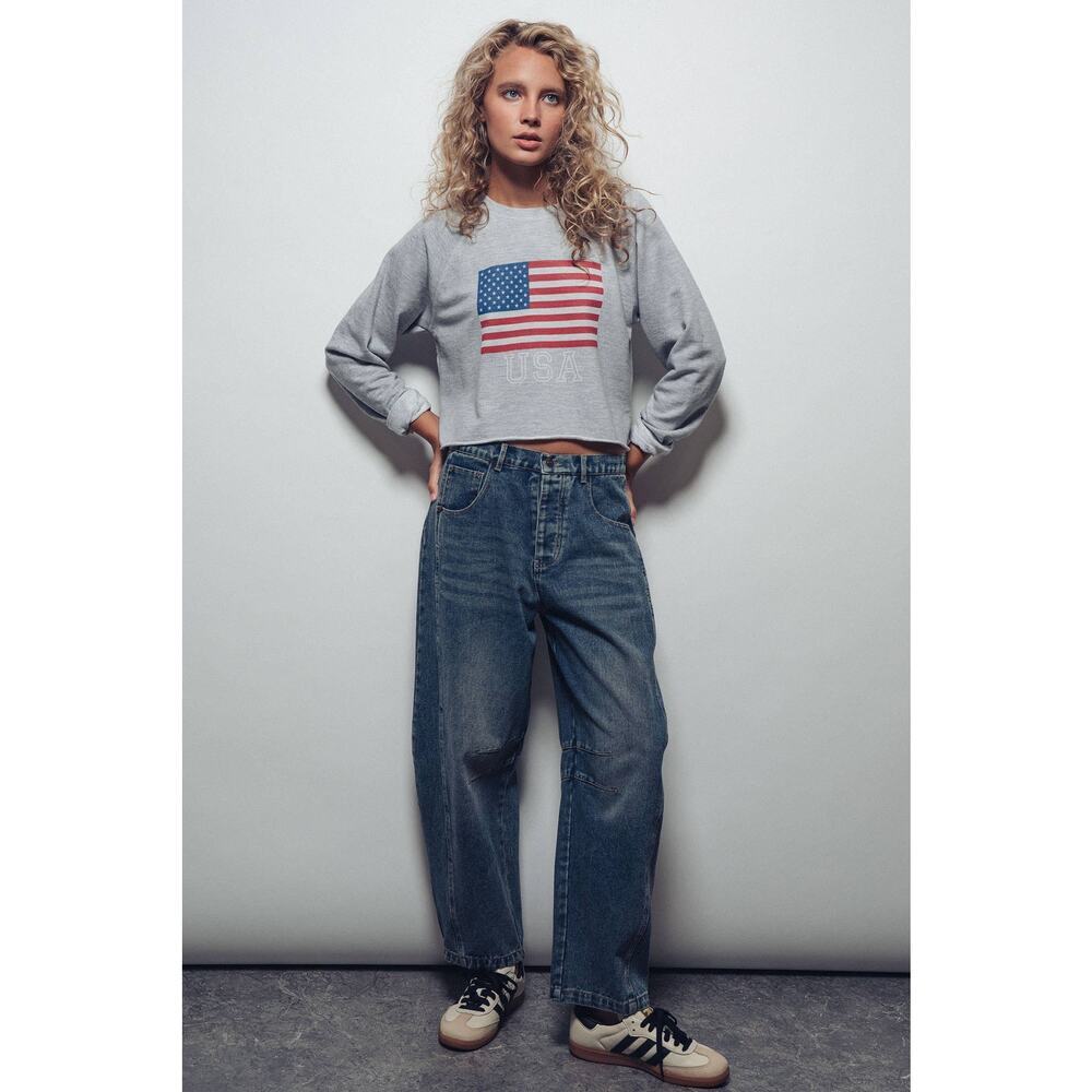 Urban Daizy Light Dirty Wash Barrel Leg Jeans - Picture 3 of 7